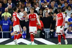 Pemain Arsenal, Max Dowman (tengah) meraikan gol ketiga jaringanya bersama Noni Madueke (kanan) dan Martin Zubimendi dalam perlawanan pusingan ketiga Piala Carabao menentang Ipswich Town, di Stadium Portman Road, pada 15 September.