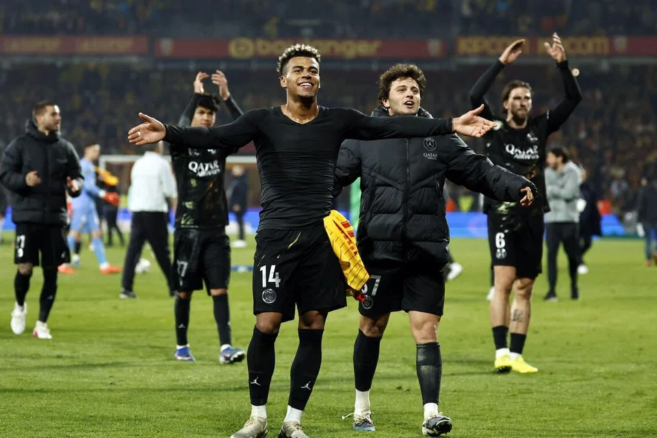PSG, juarai Ligue 1, bola sepak, Lens