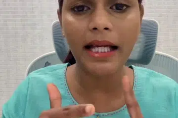 Dr Mala Santhi Santherasegapan bertutur dalam bahasa Melayu setiap kali muncul di media sosial. Beliau diangkat sebagai Ikon Dewan Bahasa dan Pustaka (DBP) sebagai salah seorang daripada tiga Ikon Bahasa dalam kalangan pempengaruh media sosial di Malaysia.