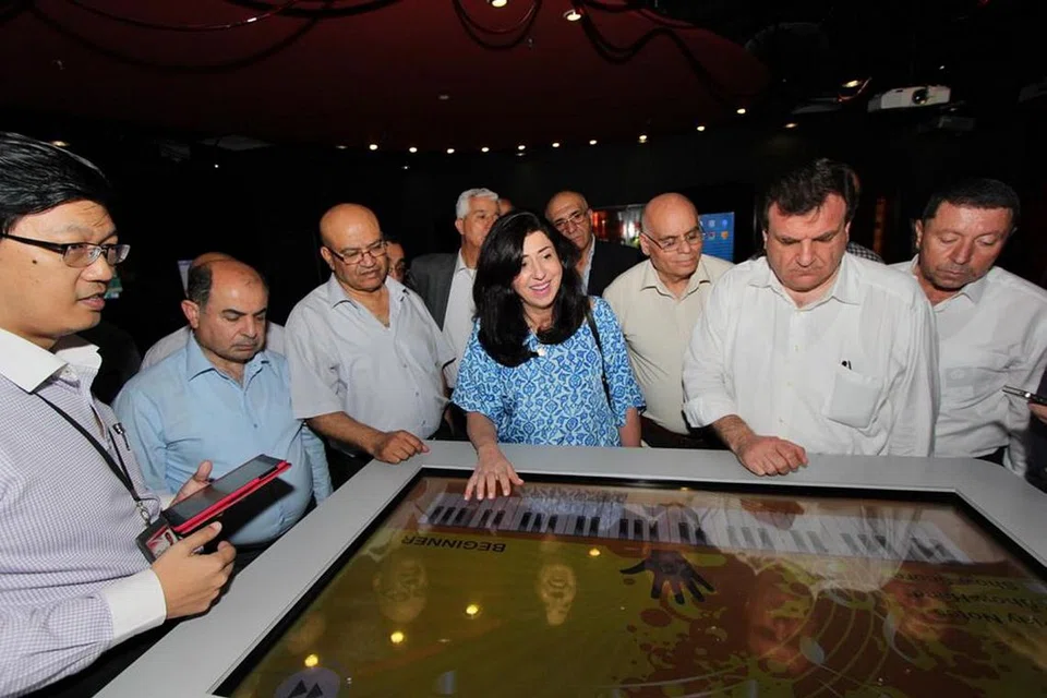 TIMBA ILMU: Delegasi pemerintah Palestin mengunjungi ITE Kolej Barat bulan lalu untuk memahami peranan pendidikan teknikal dalam pembangunan ekonomi Singapura.