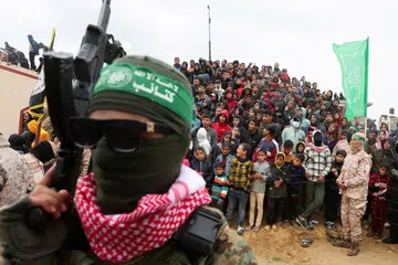 Negara-negara Arab dijangka membincangkan pelan  pemulihan Gaza pada sidang kemuncak di Riyadh pada 21  Februari ini. Pelan berkenaan memperuntukkan tempoh pemulihan antara tiga hingga lima tahun, tanpa pembabitan Hamas dalam proses pentadbiran.