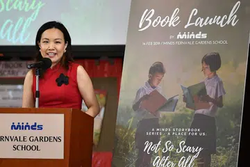 LANCAR BUKU: Cik Lianne Ong, penulis buku yang berjudul, Not So Scary After All, sewaktu pelancaran buku itu. - Foto BH oleh LIM YAOHUI