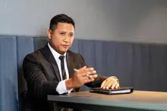 Encik Mohamed Fazal Abdul Hamid, peguam di IRB Law LLP dan peguam lantikan Biro Bantuan Guaman (LAB), komited membantu golongan kurang berkemampuan. Beliau menyambut baik perluasan kelayakan bantuan guaman sivil yang membolehkan lebih ramai mendapat akses kepada keadilan.