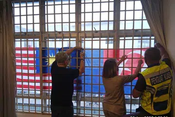 bendera terbalik, Johor, 