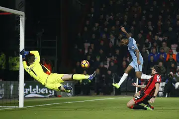 Raheem Sterling menjaringkan gol pertama Manchester City dalam kemenangan 2-0 ke atas Bournemouth dalam perlawanan EPL di Vitality Stadium pada Isnin (13 Feb). 