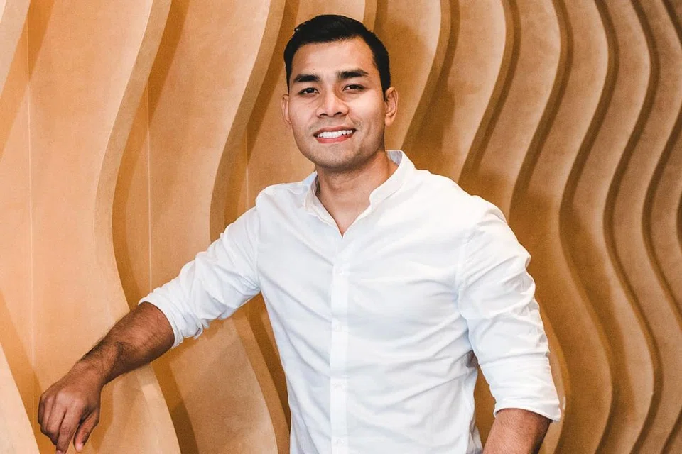 TERUJA SELAMI DUNIA HIBURAN: Syafiq Farhain menganggap proses bereksperimen dalam dunia seni yang sedang dijalani kini sebagai memperkaya pengetahuannya dan memantapkan daya tahannya dalam industri. - Foto BH oleh KHIDHIR ASYRAF MAHBOB