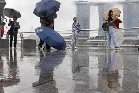 Meskipun merkuri yang melambung tinggi adalah tanda-tanda pemanasan global, namun corak hujan yang luar biasa pada 2024 tidak dapat dikaitkan secara langsung dengan perubahan iklim.