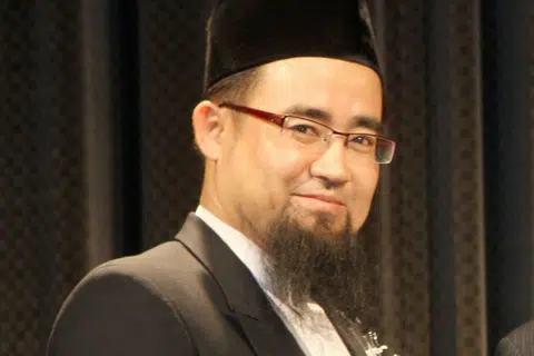 USTAZ ZULKIFLI OTHMAN: Andalus menekankan keperluan mendapatkan asatizah yang berkelayakan ijazah.