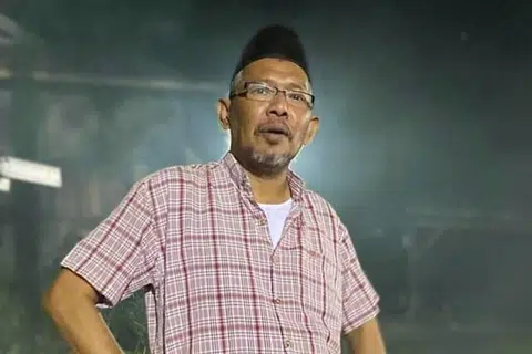 Salih Yaacob, bantuan selebriti, Persatuan Karyawan Malaysia
