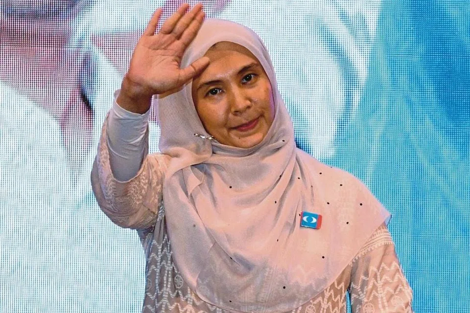 Nurul Izzah, lepas jawatan, Timbalan Presiden PKR, politik M’sia