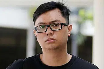MOHAMMAD NAZRIN: Mengaku salah atas 10 tuduhan mencabul kehormatan seorang mangsa. - Foto THE STRAITS TIMES