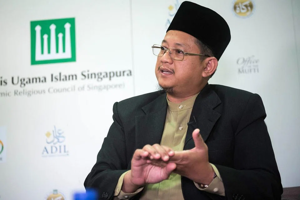 "Kita dapati bahawa ihsan dalam Islam ini, di sebalik perlakuan kebaikan dan pertolongan kepada orang lain, ia juga tidak boleh dipisahkan dalam kesedaran bahawa ada Allah bersama kita apabila kita melakukan kebaikan dan ketaatan kita. Ini membezakan orang beriman daripada orang yang tidak beriman. - Mufti Dr Mohamed Fatris Bakaram.