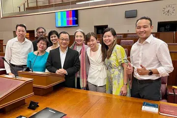 BERBESAR HATI: Encik Melvin Yong (paling kiri) mengerusi Jawatankuasa Parlimen Pemerintah bagi Pembangunan Sosial dan Keluarga pada Jumaat (4 Ogos), menggantikan Encik Seah Kian Peng, yang telah dilantik sebagai Speaker Parlimen pada 2 Ogos lalu.