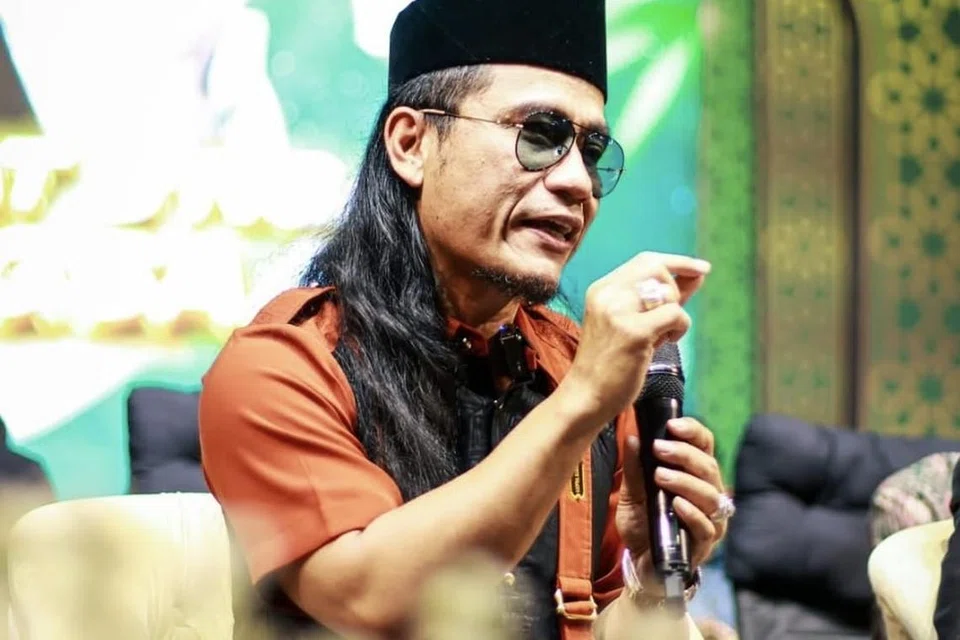 Pemimpin Malaysia mahu masyarakat mengambil pengajaran daripada insiden pendakwah terkenal Indonesia, Miftah Maulana Habiburrahman, atau lebih dikenali sebagai Gus Miftah yang memperlekeh seorang penjual teh ais dalam satu ceramah di Indonesia, baru-baru ini.