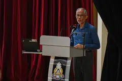 GALAK KERJASAMA: Menteri Bertanggungjawab bagi Ehwal Masyarakat Islam, Encik Masagos Zulkifli Masagos Mohamad, berucap di forum Rangkaian Pemulihan Perbadanan Masyarakat Melayu/Islam di ibu pejabat Perkhidmatan Penjara Singapura (SPS) pada Selasa. Dalam ucapannya itu, beliau menggesa semua pihak berkepentingan bekerjasama dalam usaha membantu pemulihan banduan. 