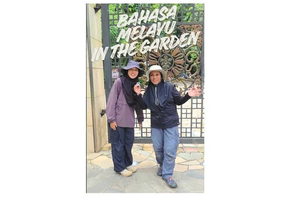 Program ‘Bahasa Melayu In The Garden’ bertujuan membangunkan kosa kata dan kemahiran komunikasi kanak-kanak menerusi pengalaman dunia sebenar yang bermakna sambil memupuk rasa cinta kepada dunia luar.