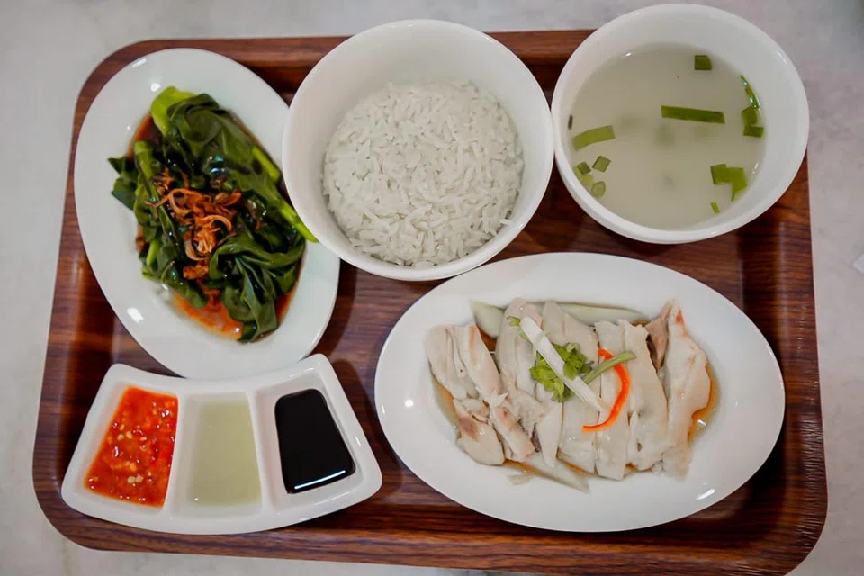 Nasi ayam kukus dari Hai Ge Ji berharga $13.80. 