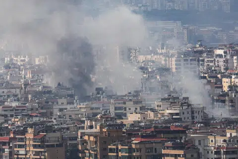 Kawasan di Dahiyeh, selatan pinggir bandar Beirut, menjadi sasaran pengeboman Israel sedang Hezbolah serang utara Israel termasuk bandar Haifa, pada 7 Oktober.