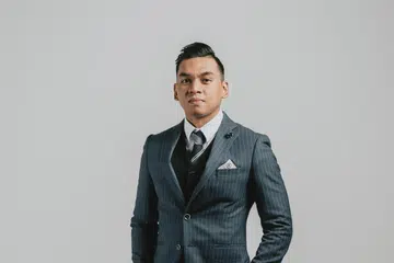 Disiplin yang diasah melalui Hyrox turut diterjemahkan dalam kerjaya, Muhammad Shukri Abdul Manan, sebagai perunding perkhidmatan kewangan. Beliau belajar untuk hadir walaupun penat, kekal tekal walaupun tiada sesiapa melihat, dan tetap bangkit selepas berhadapan penolakan.