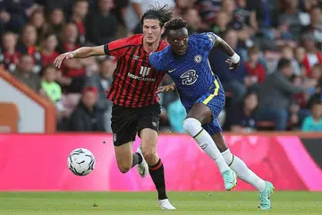 SELERA JUARA: Tammy Abraham, yang membantu Chelsea memenangi Liga Juara-Juara Eropah musim lalu, kini mahu merasai nikmat memenangi mahkota bersama Roma. - Foto REUTERS