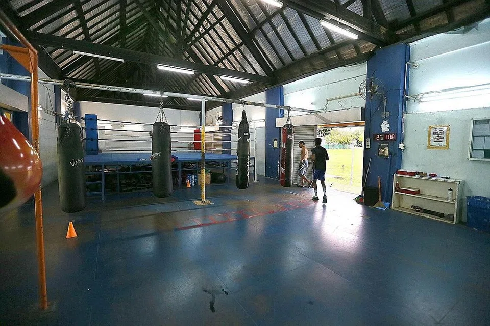 PINDAH RUMAH BARU: Gim tinju Farrer Park, yang turut menganjurkan kejohanan tinju nasional buat kali terakhir awal bulan ini, akan berpindah ke Dewan Sukan Bedok. 