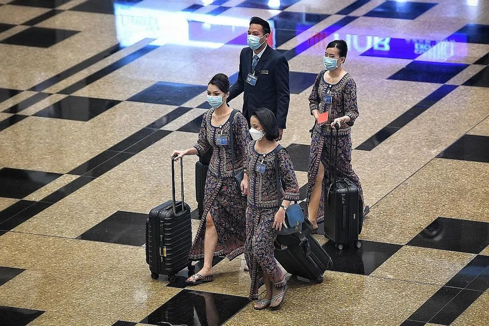 PENGIKTIRAFAN: SIA akan memberi bonus ex-gratia dengan jumlah maksimum 1.5 bulan sebagai pengiktirafan atas kerja keras dan pengorbanan mereka semasa pandemik Covid-19. - Foto fail