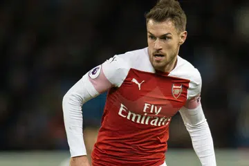 SERTAI JUVENTUS: Aaron Ramsey menandatangani perjanjian pra kontrak untuk menyertai Juventus dari Arsenal Julai ini. - Foto EPA-EFE