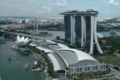 Pendapatan diselaraskan MBS melonjak 50.1 peratus kepada AS$806 juta ($1.02 bilion) bagi tiga bulan yang berakhir pada 31 Disember.