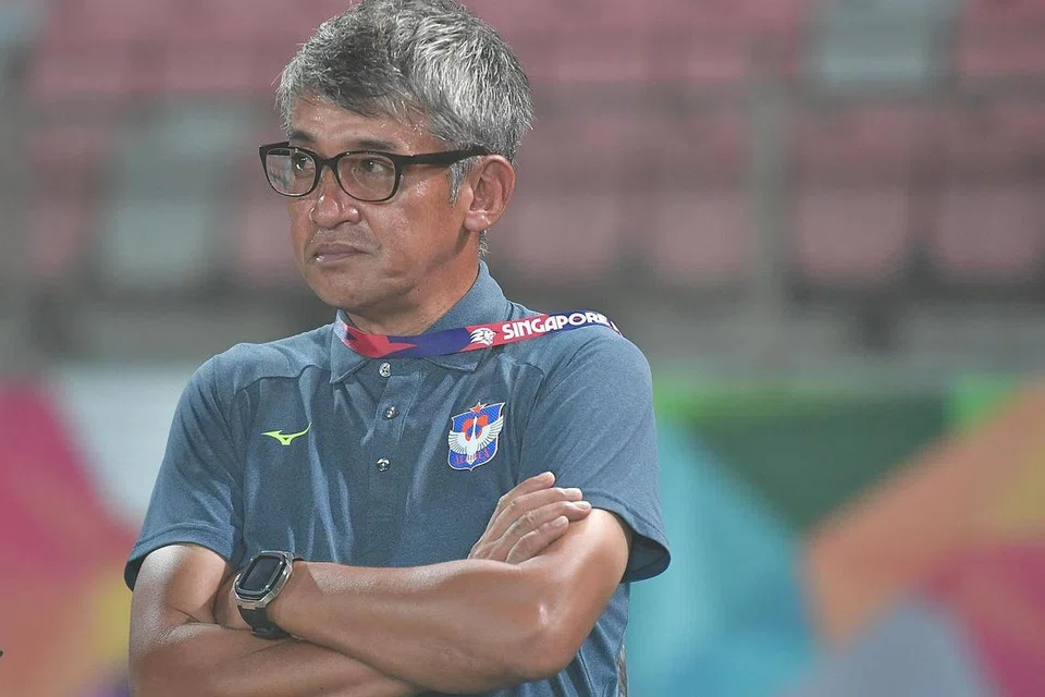 LAYAK JADI JUARA: Yoshinaga menggesa anak didiknya untuk masuk ke padang dengan yakin dan memberikan yang terbaik, tidak kira siapa lawan. - Foto fail