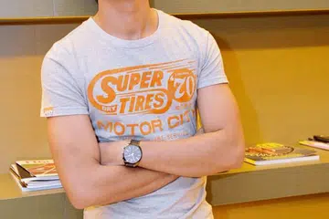 DIDAKWA CURI DUIT: Aliff Aziz dituduh mencuri duit seorang pelakon Indonesia, Raja Yunika Putri.