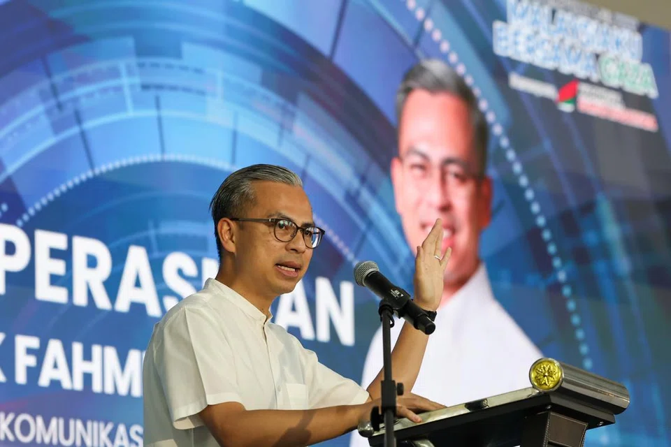 Malaysia, media sosial, AI, kecerdasan buatan, Kementerian Komunikasi, Fahmi Fadzil