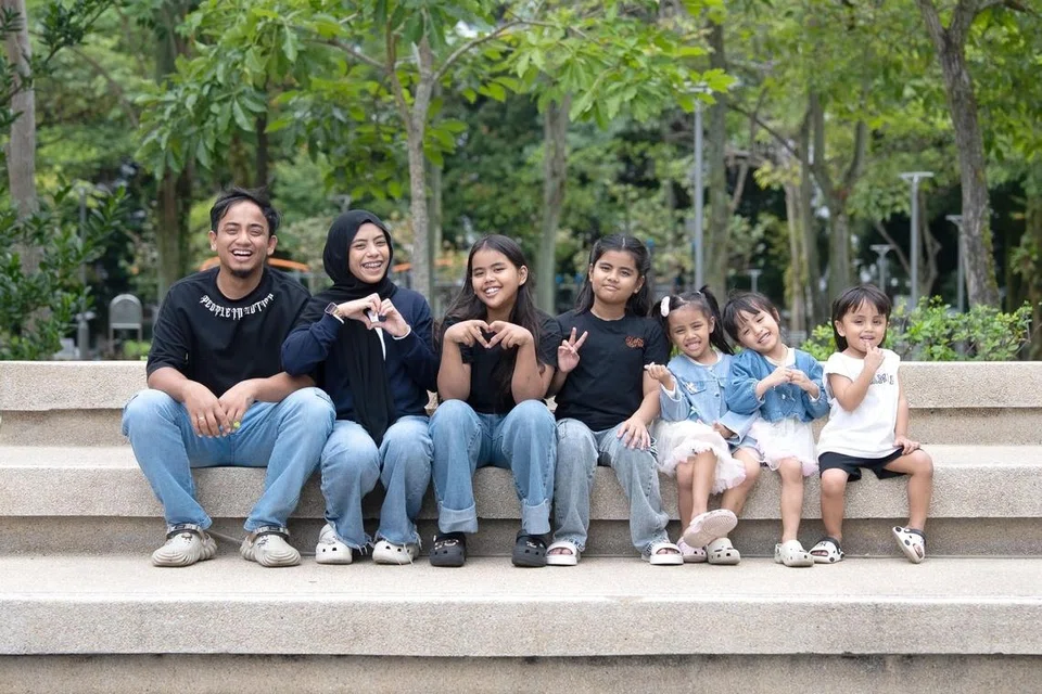 Pemerintah akan menggandakan kuota Skim Keutamaan Anak Ketiga (TCPS) daripada 5 peratus kepada 10 peratus, untuk flat Lembaga Perumahan dan Pembangunan (HDB) Bina Ikut Tempahan (BTO) dan Penjualan Baki Flat (SBF) bagi membolehkan lebih ramai keluarga yang mempunyai tiga atau lebih anak membeli rumah.