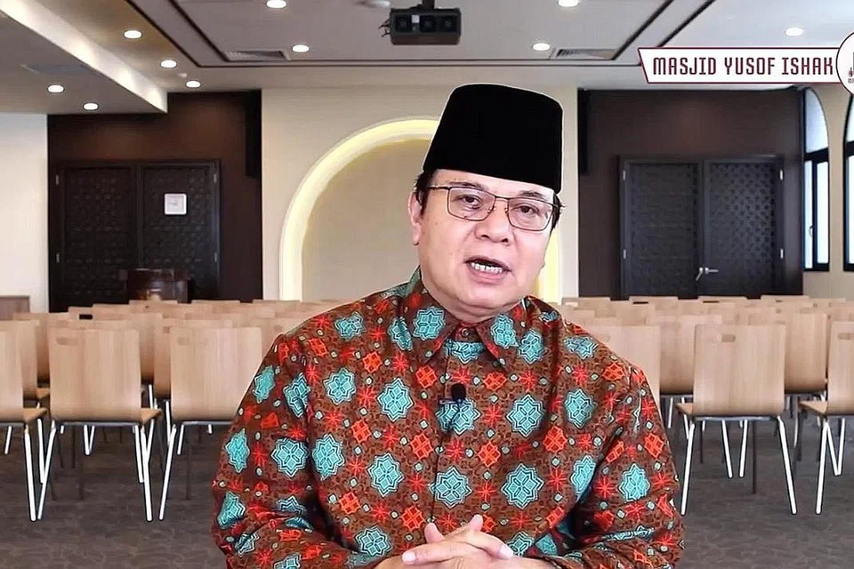 USTAZ AHMAD DAHRI
