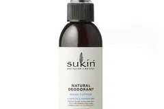 Sukin Deodorant Spray 125 ml. Harga: $11.99 dari Shopee.