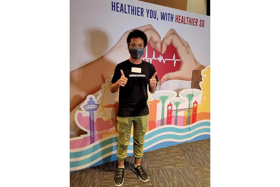 MAHU BANTU MASYARAKAT: Ikhmal Haziq Mostamum Halim berminat dalam bidang kesihatan setelah berjaya menurunkan berat badannya dengan menjaga pemakanan dan bersenam. Beliau berharap dapat membantu masyarakat Melayu/Islam menjalani gaya hidup lebih sihat. - Foto BH oleh NUR DHUHA ESOOF