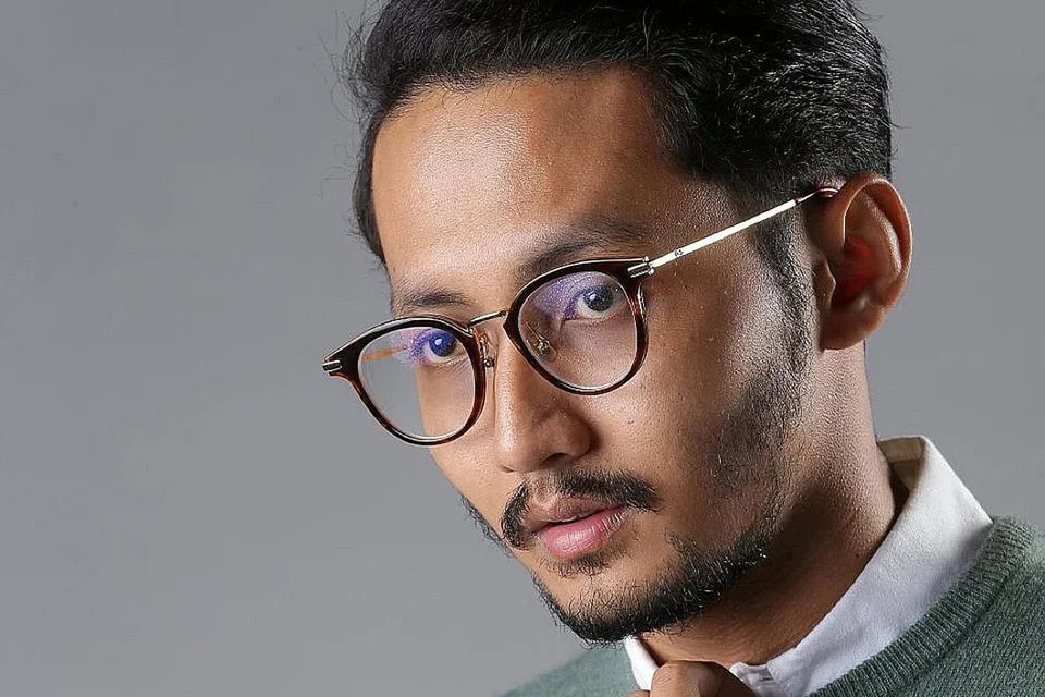 TUNGGU MASA SESUAI: Sufian Suhaimi menyatakan bahawa jadual kegiatan seninya kini sangat padat dan beliau akan tetap menyambung pengajiannya apabila tiba masa sesuai. - Foto NSTP