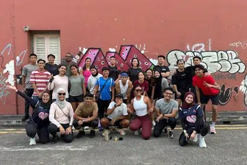 Sekumpulan belia mengambil bahagian dalam larian amal,‘Run4Good’ sejauh lima kilometer. 