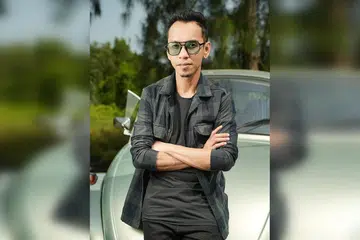 PENGAJARAN SILAM JADI PEDOMAN: Naqiu mengambil iktibar daripada kejayaan dan kejatuhan kerjaya seninya sewaktu remaja untuk mencorak masa depan lebih ampuh dalam bidang seni. - Foto MINDORDER