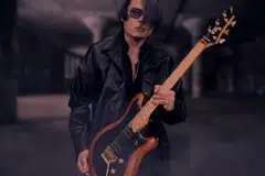 KEMBALIKAN NYALA RASA: Olly Maguire, atau nama sebenarnya Olly Ismail, bangkitkan semangat yang pernah padam kerana krisis kesihatan berupa penyakit kencing manis dengan mengeluarkan lagu gitar instrumental.