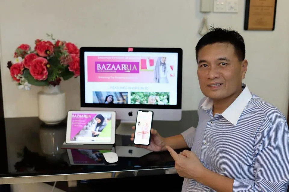 MEMANFAATKAN TEKNOLOGI: Dengan menggunakan teknologi 3D, faktor interaktif seperti pengecaman suara dan bantuan kecerdasan buatan (AI) juga boleh dijangkakan oleh pelanggan semasa mereka berbelanja di laman BazaarRia. - Foto ihsan ABU BAKAR MOHAMED NOR