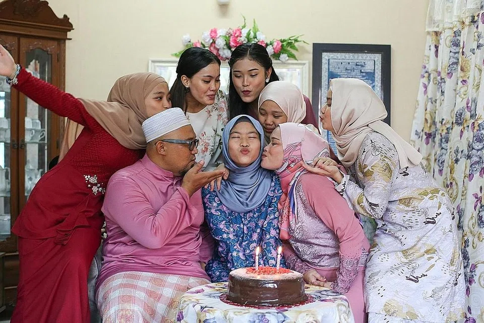 BAHAGIA: Menurut Ustaz Mohamad Rais bahagia adalah apabila hati seseorang itu dalam keadaan lapang dan tenang. - Foto ISTOCKPHOTO