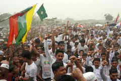 Pelarian Rohingya berhimpun di Cox’s Bazar, Bangladesh, pada 25 Ogos, ulang tahun ketujuh mereka melarikan diri dari Myanmar, daripada kekerasan tentera pada 2017.