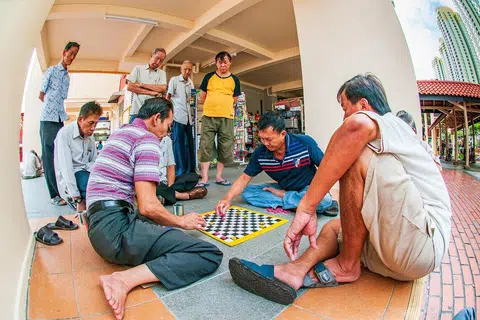 Foto bertajuk ‘Checkmate!’ oleh Encik Ahmad Iskandar Abdullah, yang memenangi tempat ketiga dalam kategori peserta berumur 18 tahun dan ke atas.