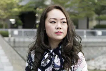 Pengguna media sosial Cik Sasha Bao menganggap alat penapisan kecantikan sebagai membantu mereka mahu kelihatan cantik di alam maya tanpa solekan profesional.