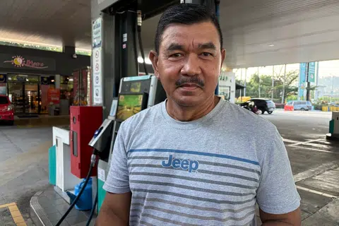Encik Hamidun Mohd Nor, 58 tahun, pekebun yang bekerja sendiri.
