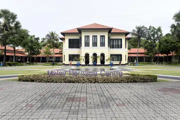 Taman Warisan Melayu, yang kini ditutup bagi kerja pembangunan semula, akan menampilkan galeri baru, program dipertingkat, dan menawarkan pengalaman pengunjung yang lebih baik apabila ia dibuka semula dalam jangkaan dua tahun lagi (2026).