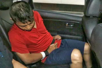 Mohamad Jonit Adnan tiba di Mahkamah Negara pada Isnin (15 Ogos). Dia didakwa membunuh isterinya, Allahyarhamha Sri Idayu Ghazali, dan menghadapi hukuman mati jika sabit kesalahan. 