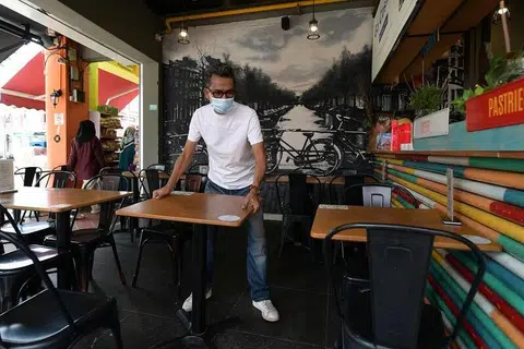 Foto BH oleh NG SOR LUAN