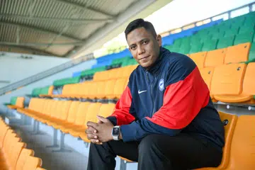Jurulatih baru Singa Muda, Firdaus Kassim, bola sepak S’pura