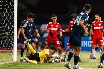 Kemenangan 2-0 Hougang United ke atas Young Lions pada 30 Januari telah diubah menjadi kemenangan kepada Young Lions. Ini kerana Hougang United didapati menurunkan pemain kelahiran Tanzania, Gloire Amanda, sebelum pas kerja beliau diluluskan.